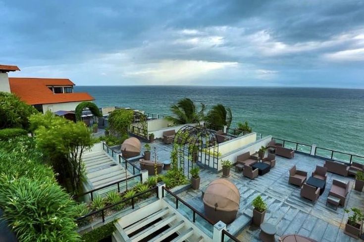 raviz budget ayurveda retreat kovalam